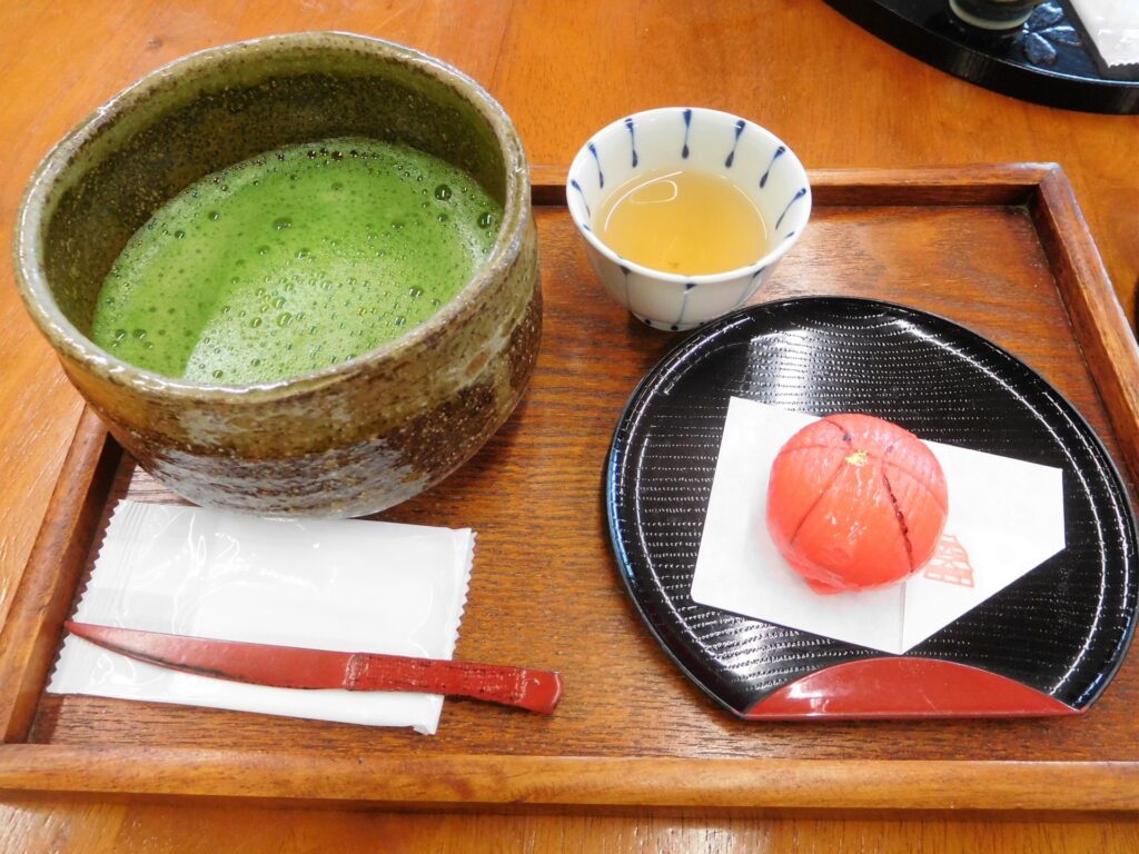 滋賀県彦根市の和菓子と抹茶