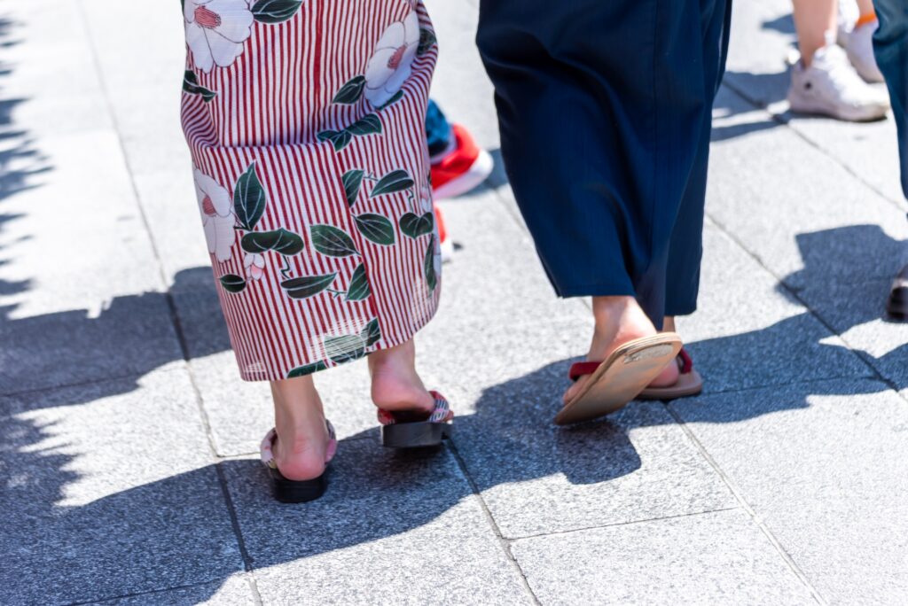 大阪府大阪市城東区の浴衣の男女