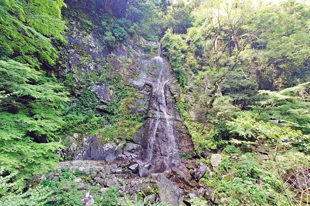 諫早市の轟峡の滝