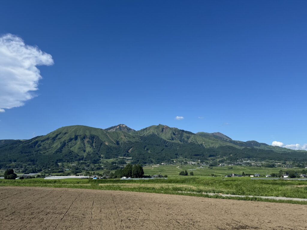 熊本市の阿蘇山
