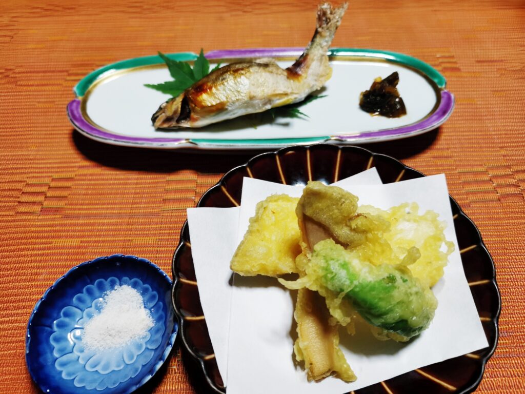 鮎の塩焼きと地元料理 広島市安佐北区の鮎の塩焼きと地元料理