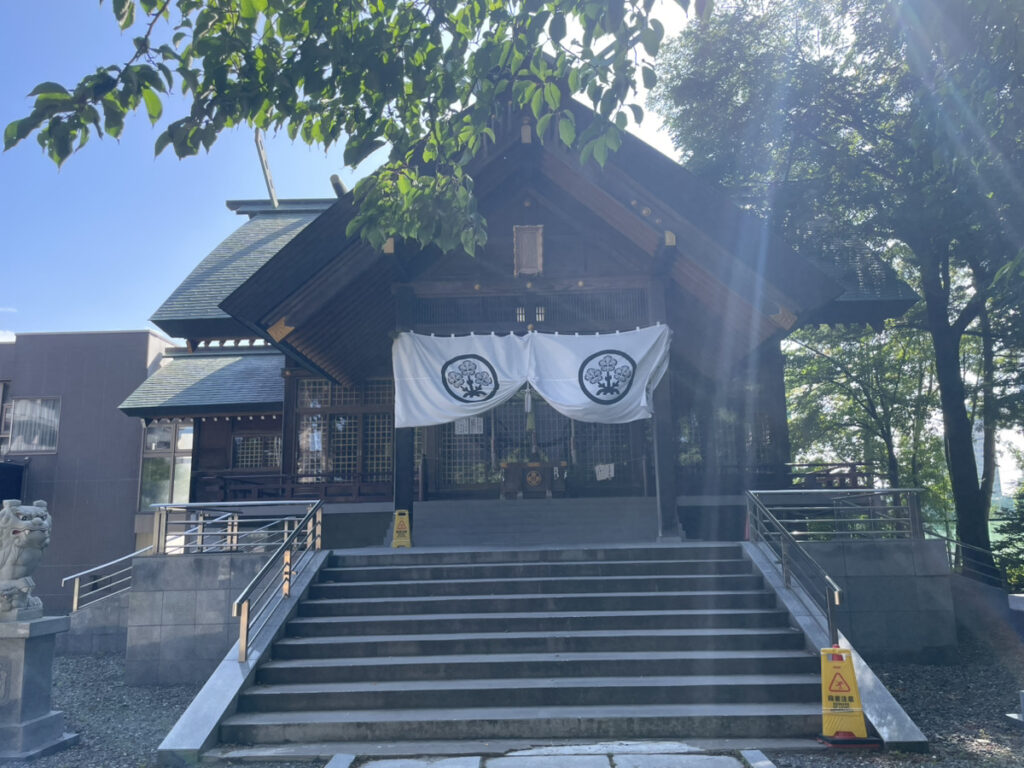信濃神社の写真