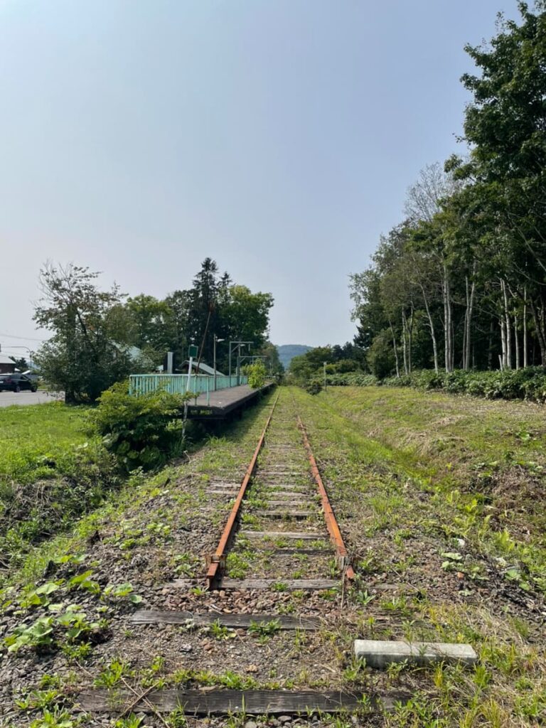月ヶ岡駅