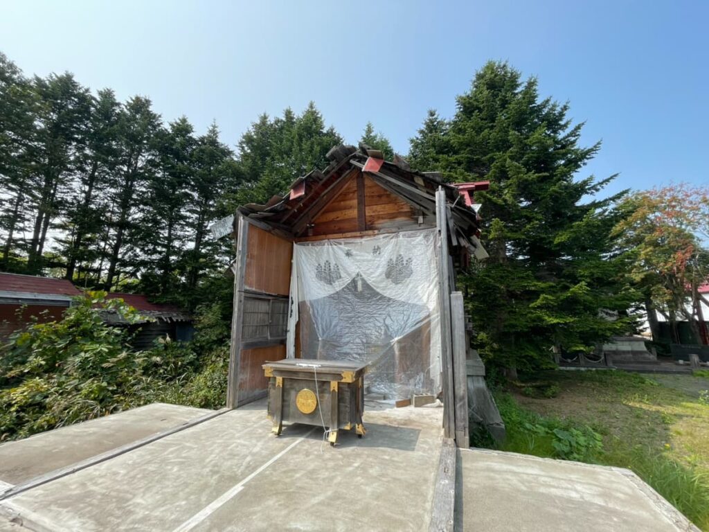 樺戸神社