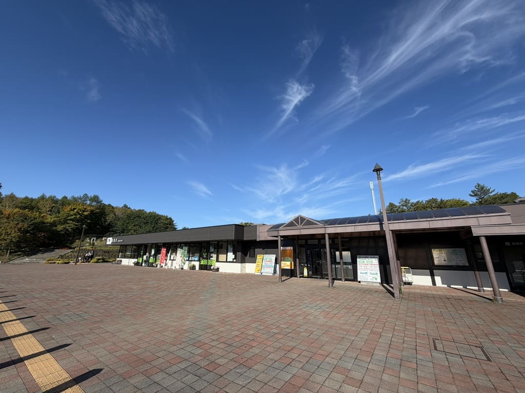岩見沢SA下りの施設と周辺スペース