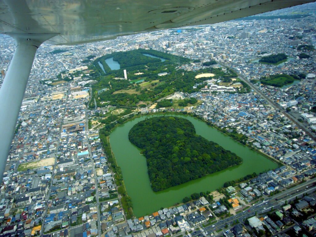 仁徳天皇陵古墳の写真 堺市堺区の仁徳天皇陵古墳