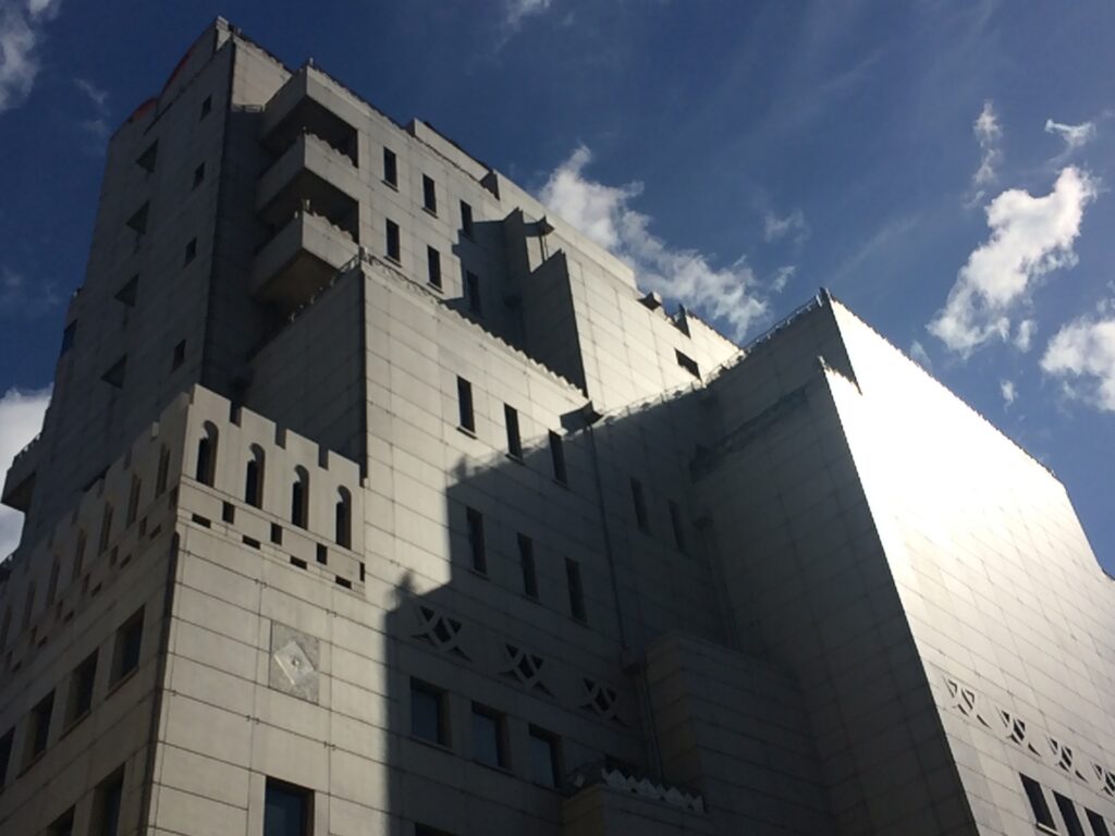 千葉市中央区の千葉市美術館