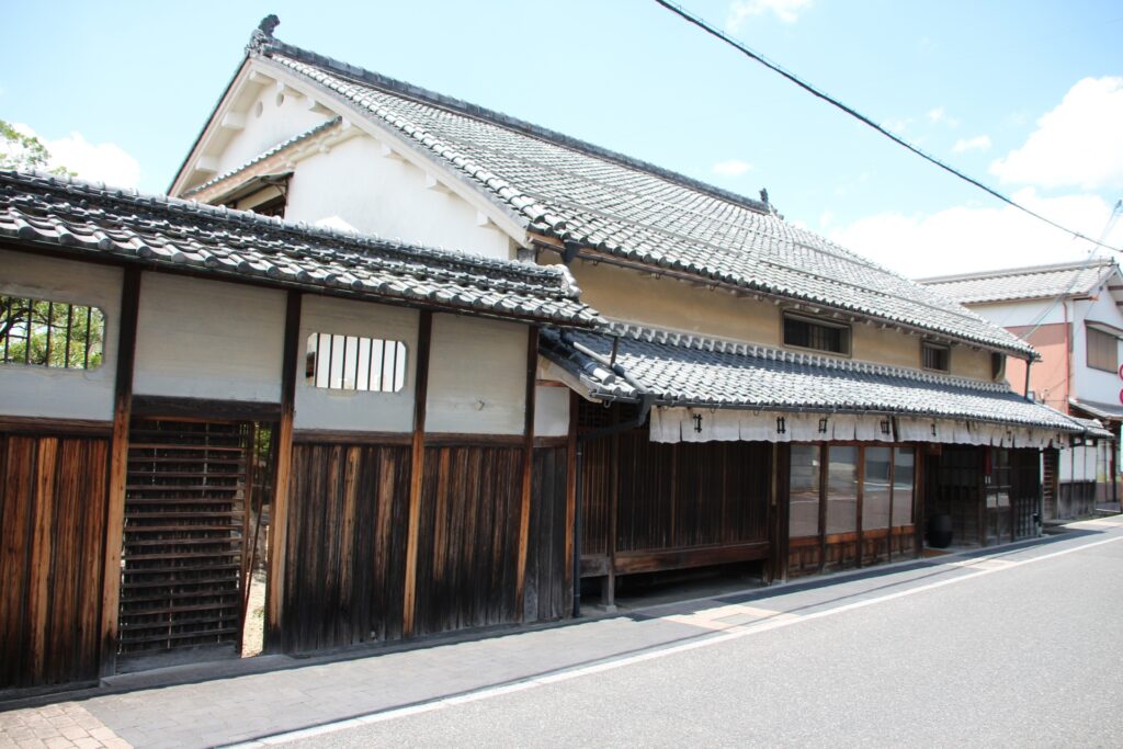 上田市の柳町通り