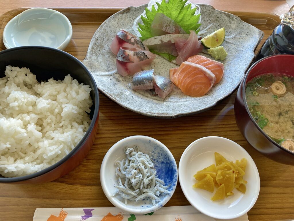 兵庫県加古川市の刺身定食