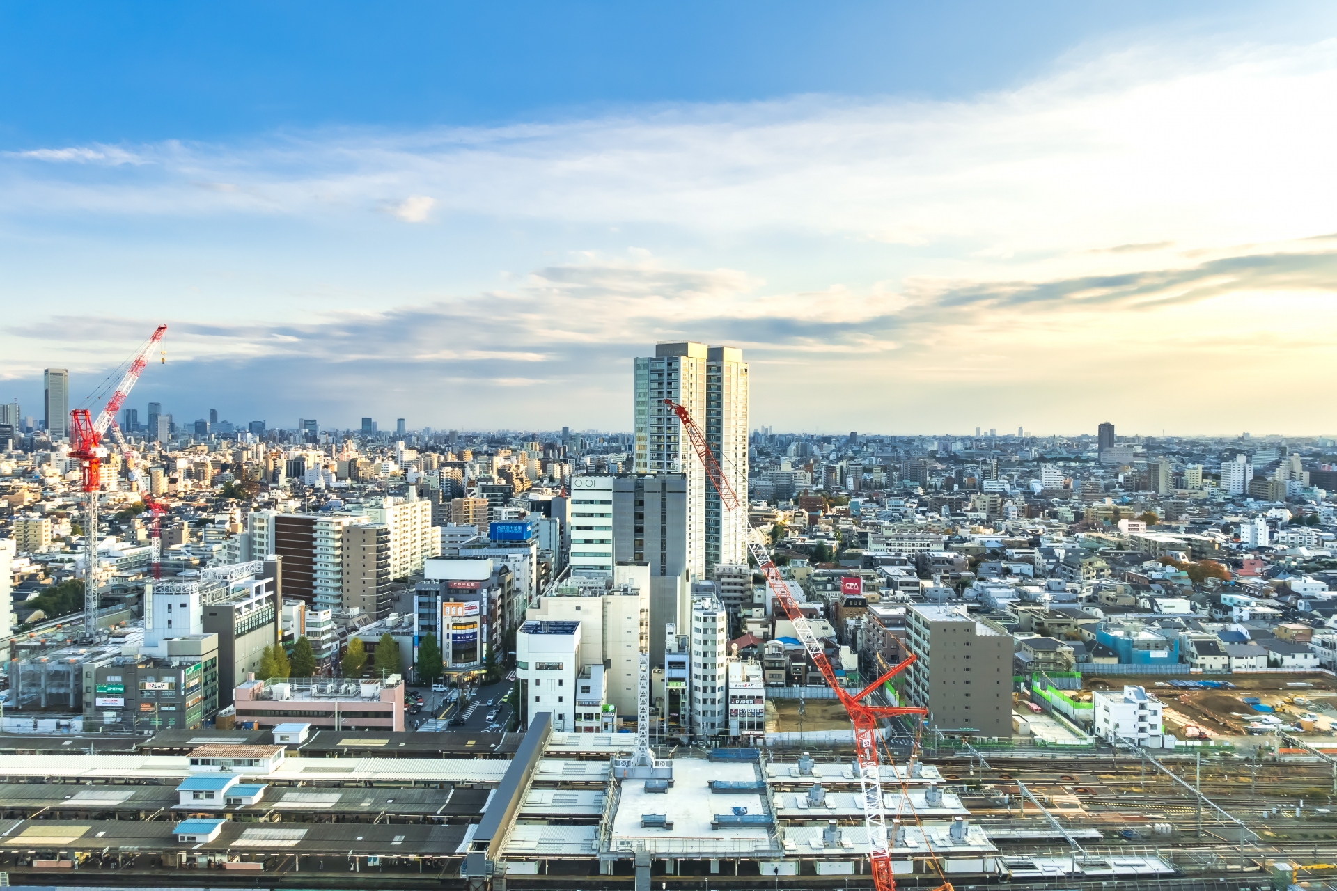 中野区の駅周辺の街の風景