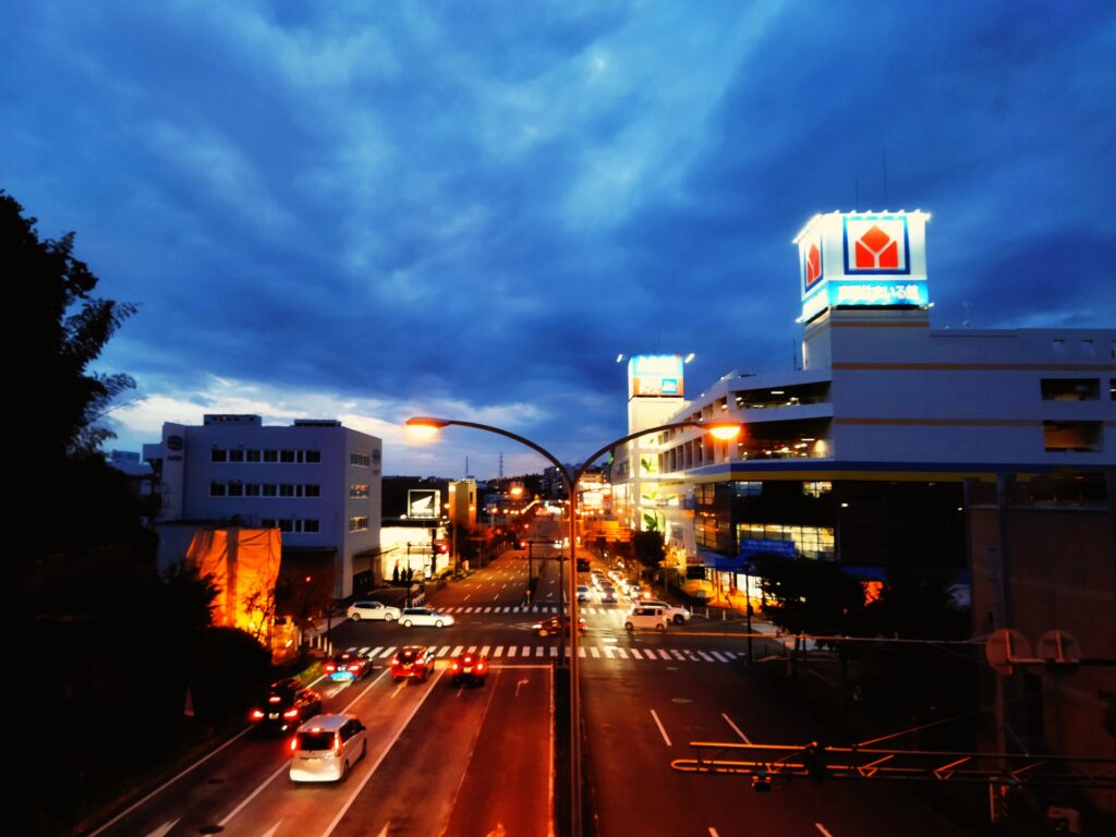 横浜市都筑区のセンター北のショッピング街