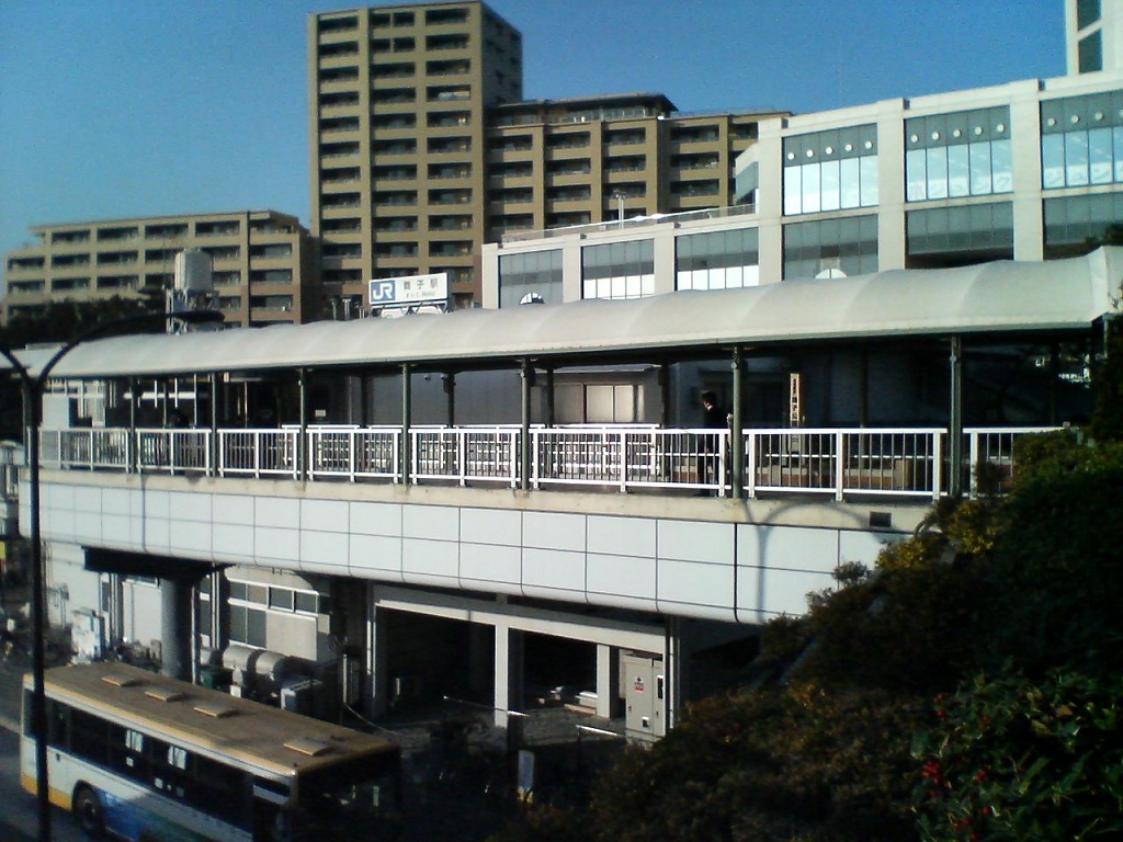 神戸市垂水区のJR舞子駅 神戸市垂水区のJR舞子駅
