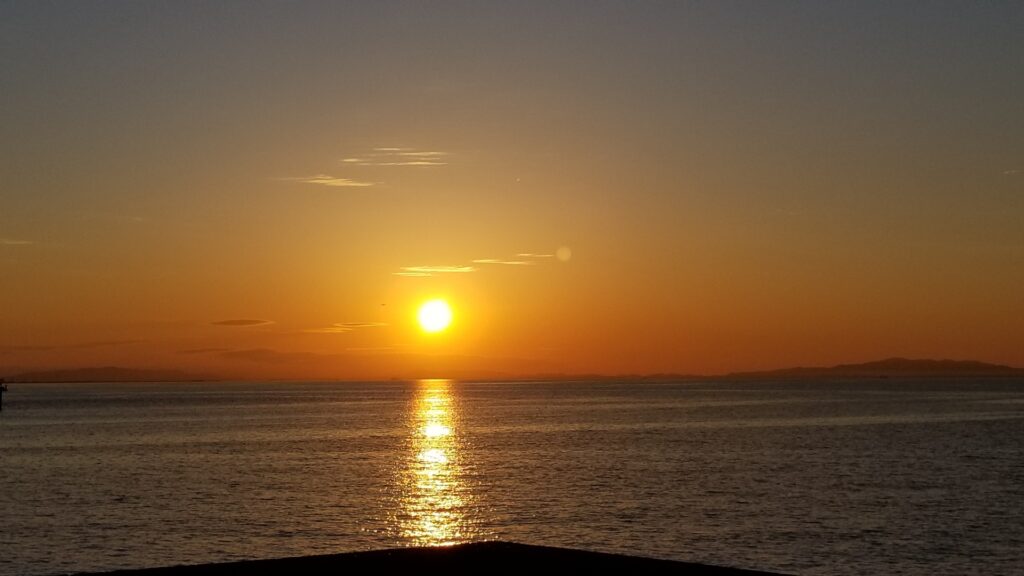 大阪湾の夕景 堺市西区の大阪湾岸