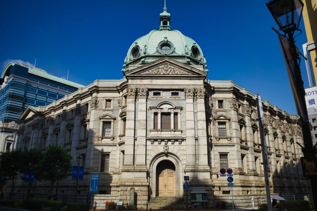 横浜市都筑区の横浜歴史博物館の外観