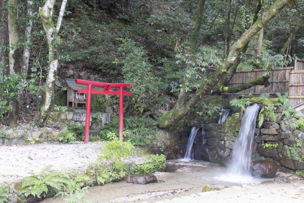 西尾市の猿投山