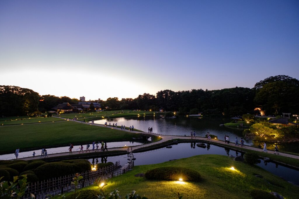 岡山市北区の夕暮れの後楽園