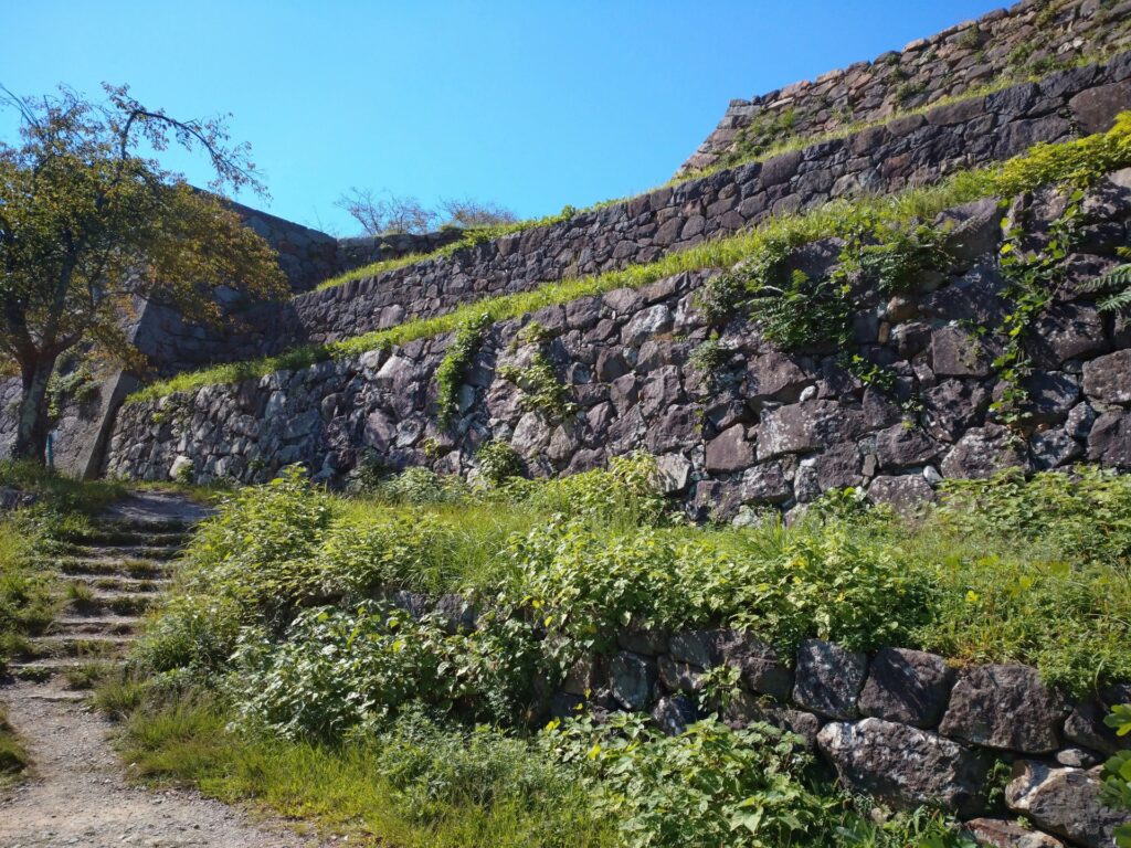米子市の米子城跡