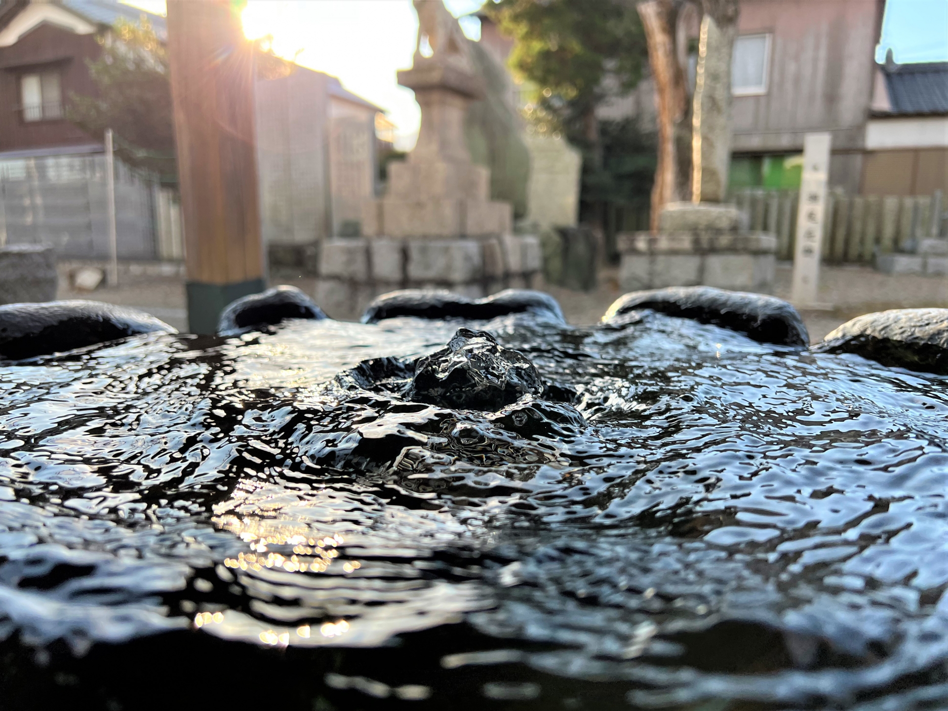 市街地に湧き出る「うちぬき水」 西条市の「うちぬき水」