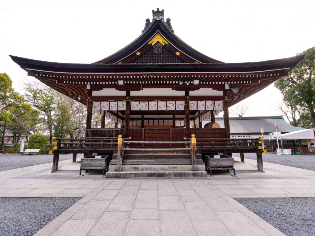 京都府京都市西京区の松尾大社楼門