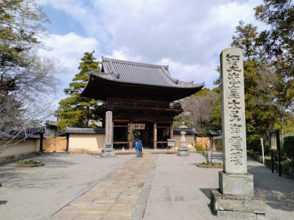 兵庫県加古川市の鶴林寺