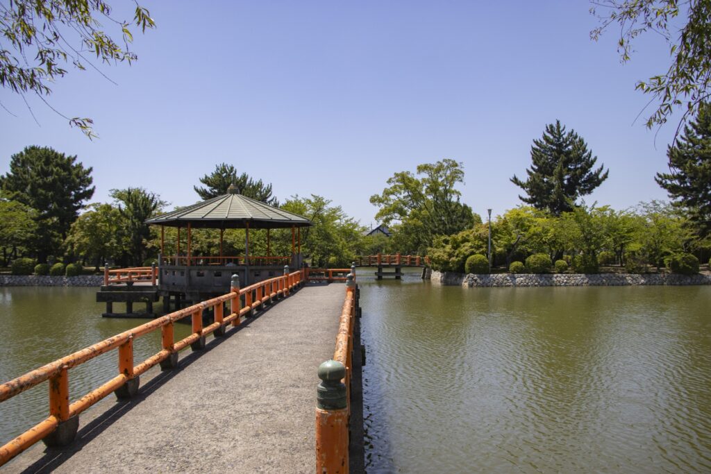 三重県桑名市の九華公園