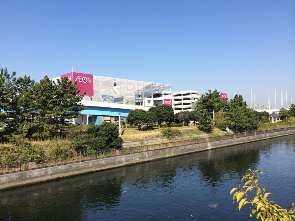 千葉市美浜区のイオンモール幕張新都心