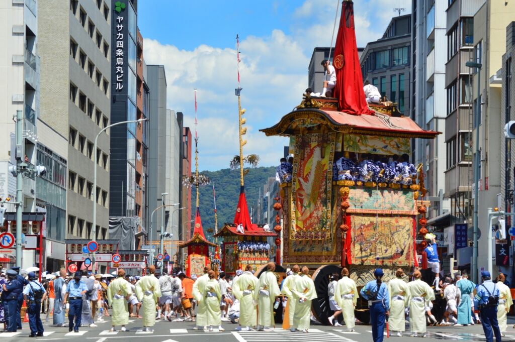 京都府京都市中京区の葵祭