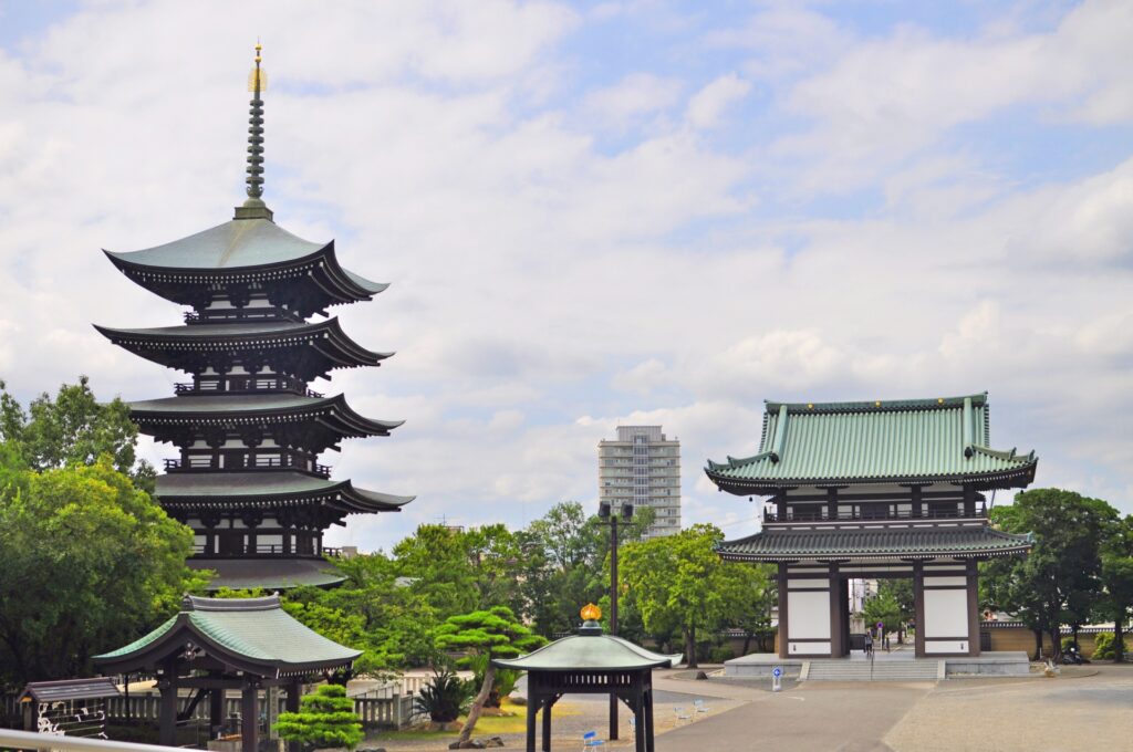 名古屋市千種区の覚王山日泰寺