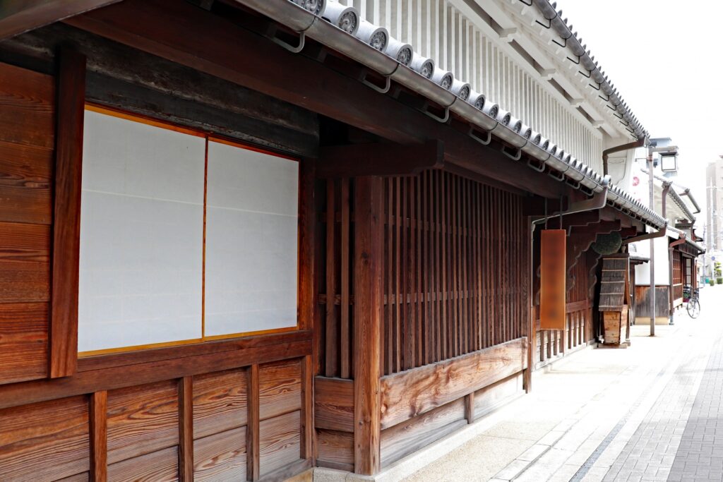 兵庫県伊丹市の旧岡田家住宅