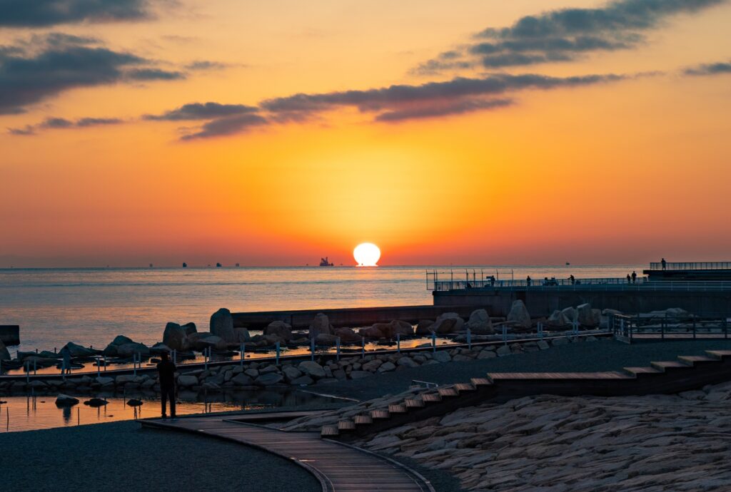 兵庫県明石市の夕暮れの大蔵海