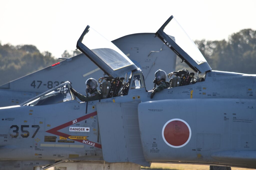 岐阜基地と航空機