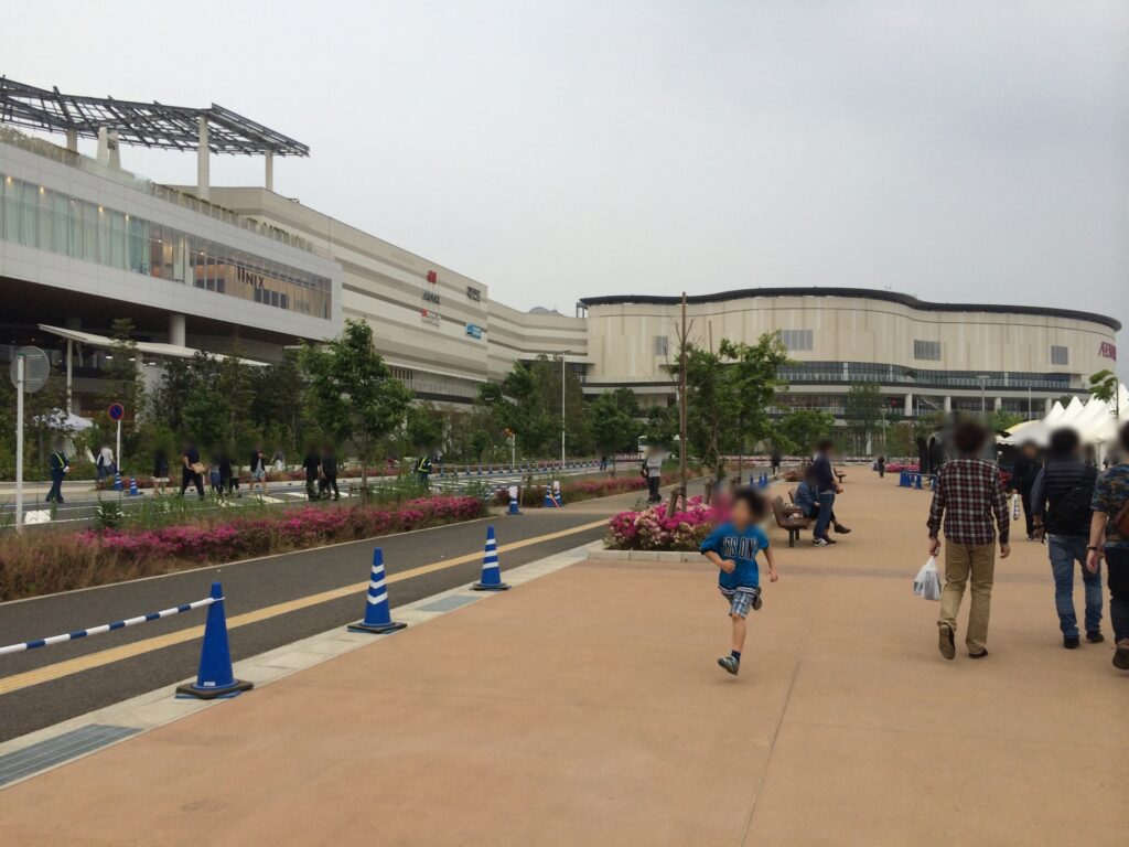 神戸市西区のショッピングモール