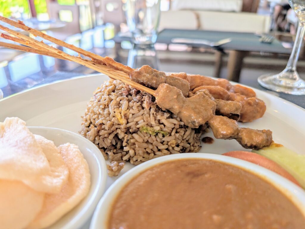横浜市泉区のアジア料理のプレートランチ