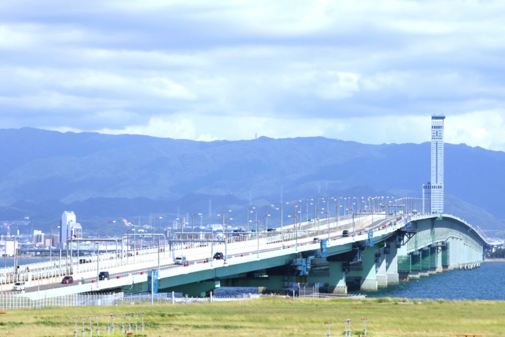 大阪府泉佐野市の関空連絡橋