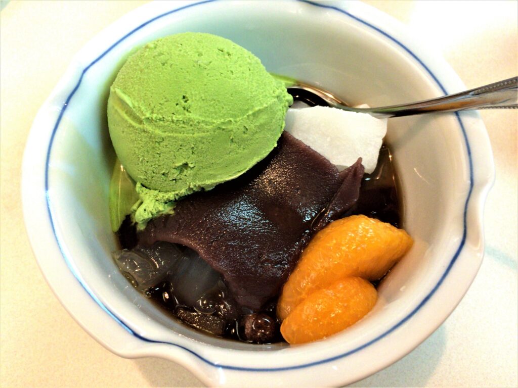 墨田区のあんみつと抹茶のセット