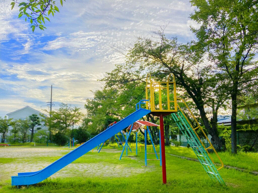 大阪市東淀川区の東淀川区役所前公園