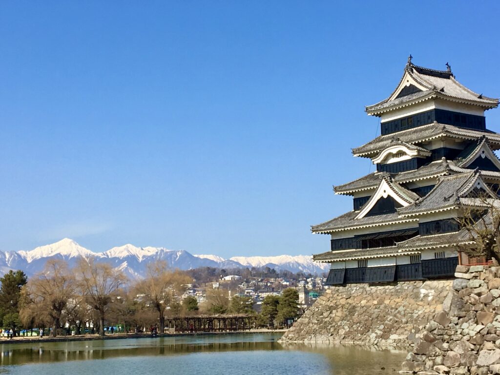 松本市の松本城
