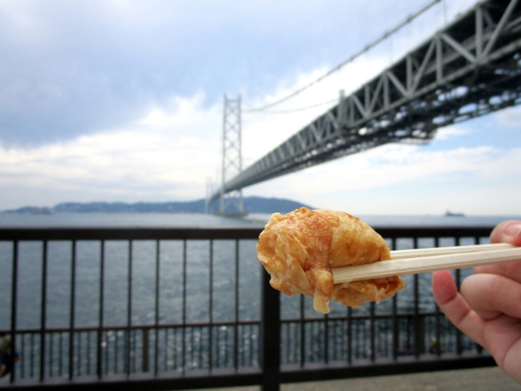 神戸市垂水区の明石焼きと明石海峡大橋 神戸市垂水区の明石焼きと明石海峡大橋