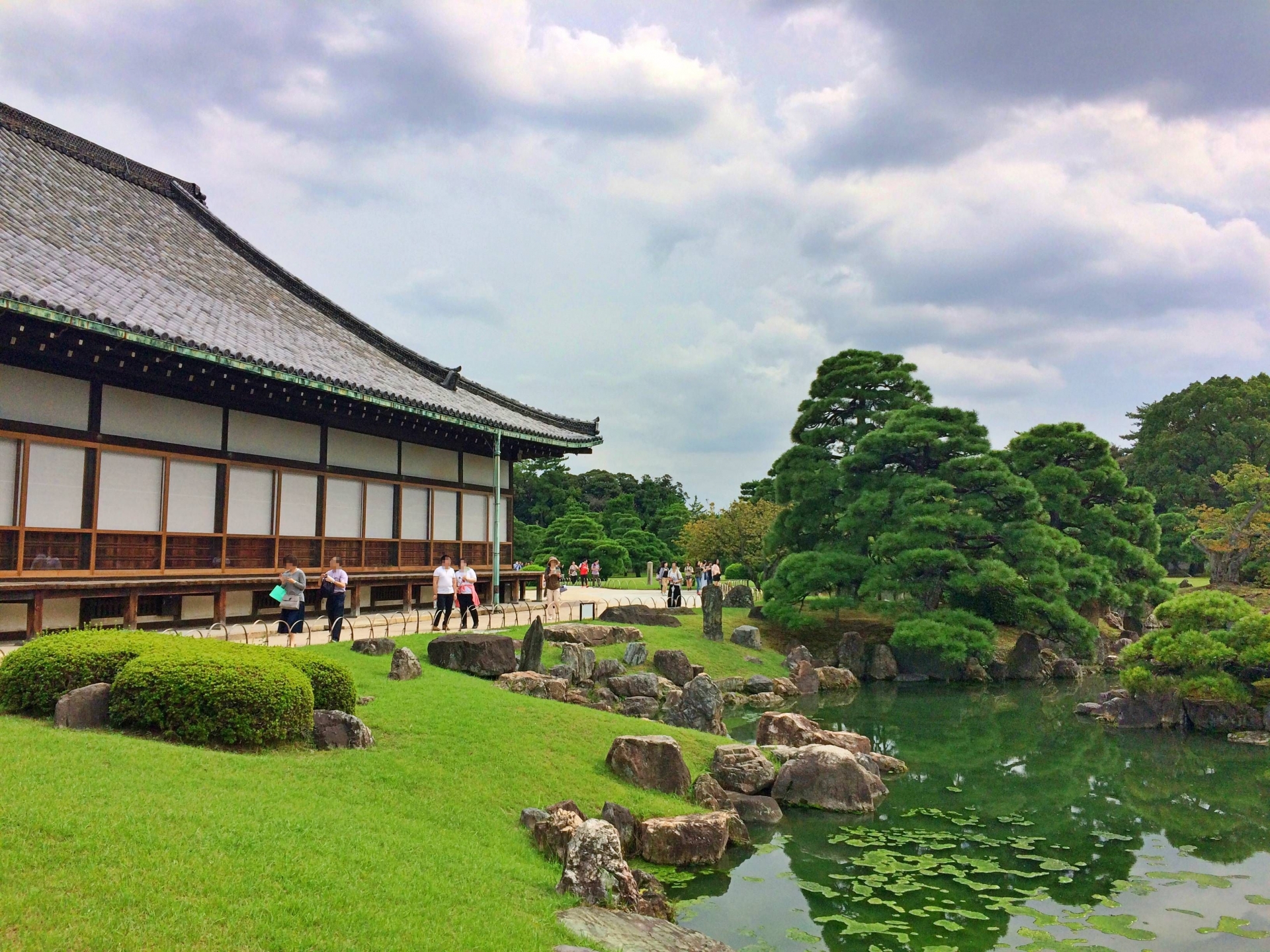 京都市中京区の庭園