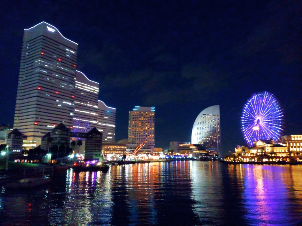 神奈川県横浜市中区の汽車道の夜景 神奈川県横浜市中区の汽車道の夜景
