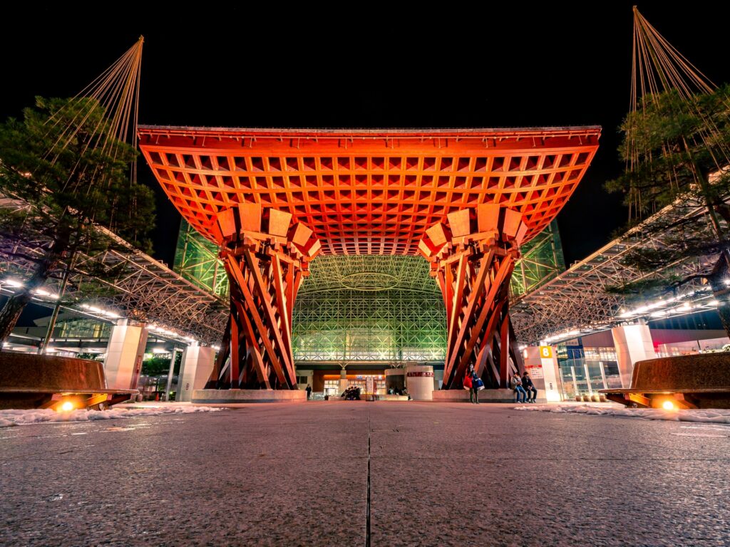 金沢市の金沢駅前