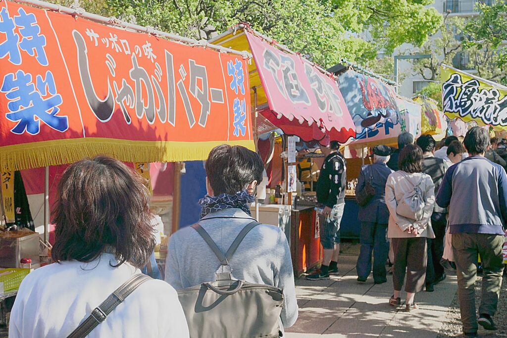 もんじぇ祭りの屋台風景