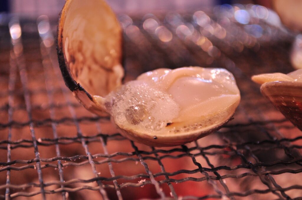 三重県桑名市の焼き蛤