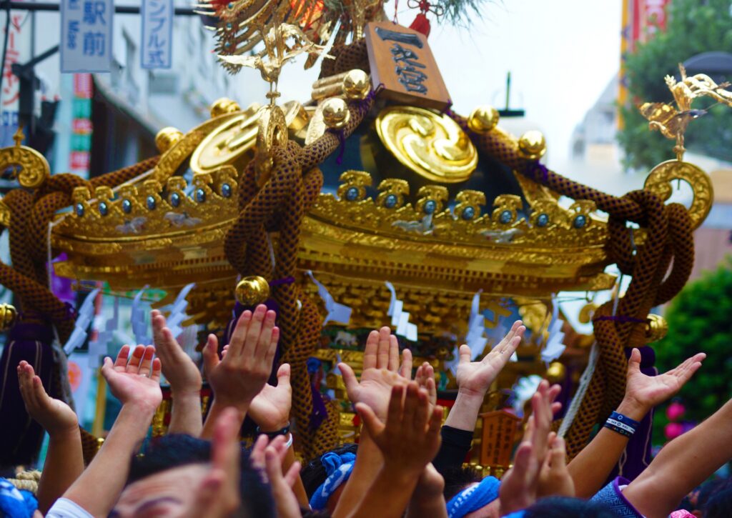 千葉県船橋市の例大祭の神輿