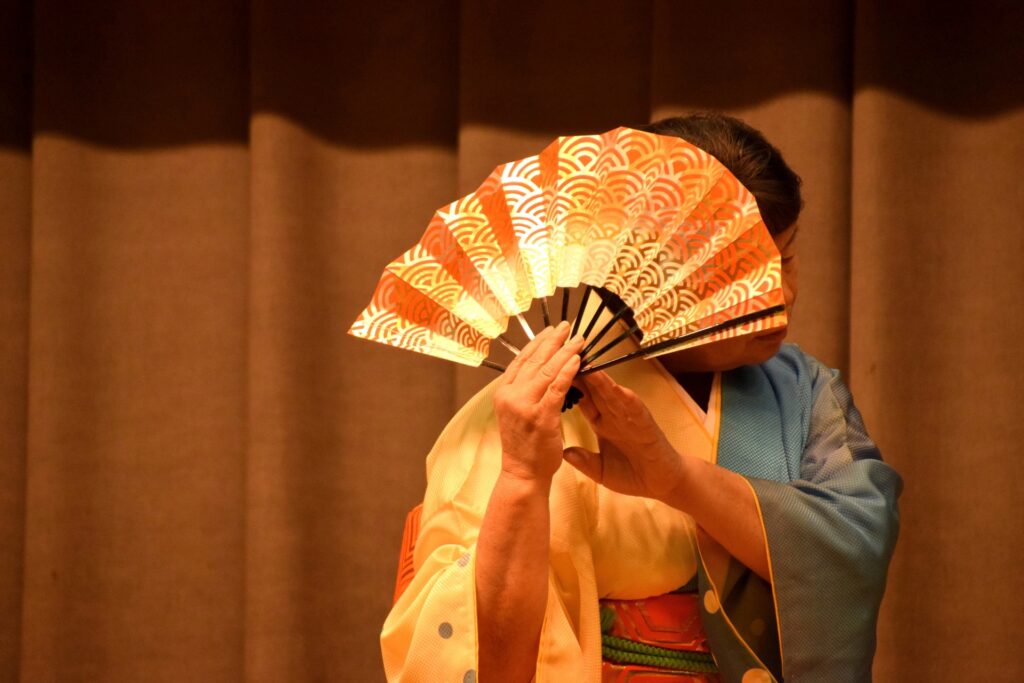 ステージでの演奏や伝統芸能