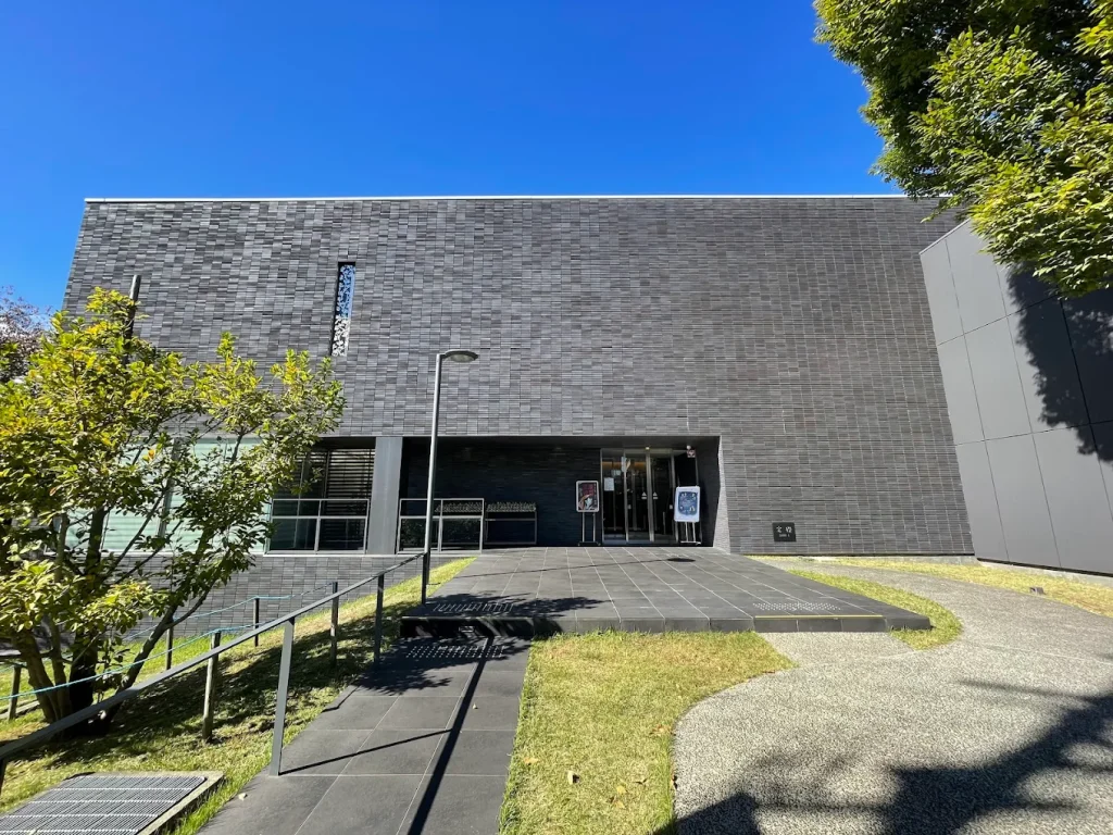 池田市の逸翁美術館