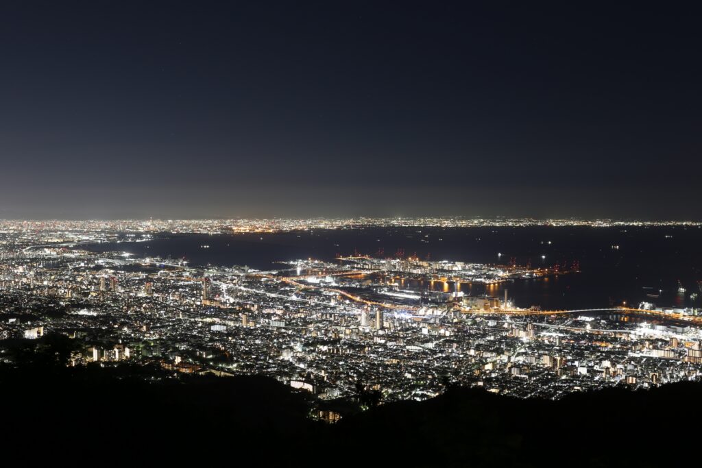 神戸市北区の夜に輝く神戸市街