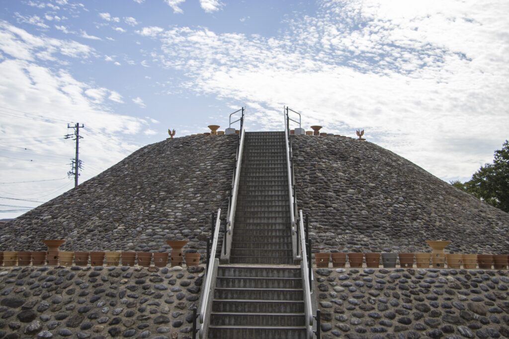 志段味古墳 愛知県名古屋市守山区の志段味古墳