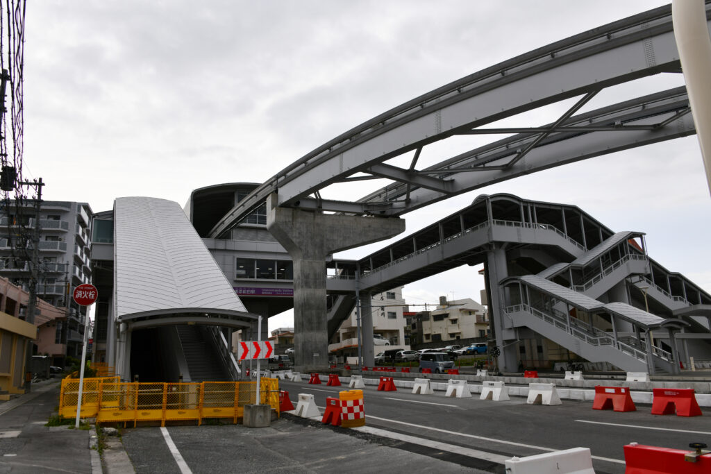 浦添前田駅