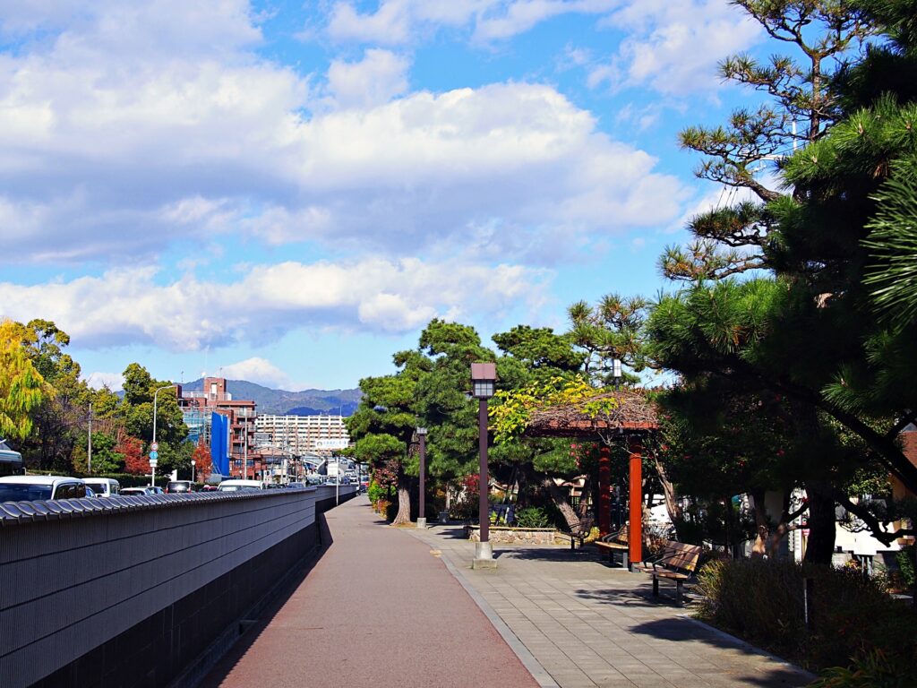 松原市の近鉄南大阪線松原駅周辺